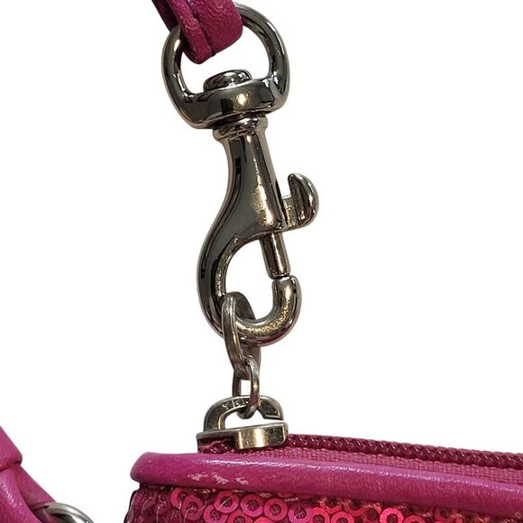 Coach Audrey Op Art Swirl Fuchsia Pink Sequin Wristlet & Evening Clutch 6 x 4 - Picture 10 of 12